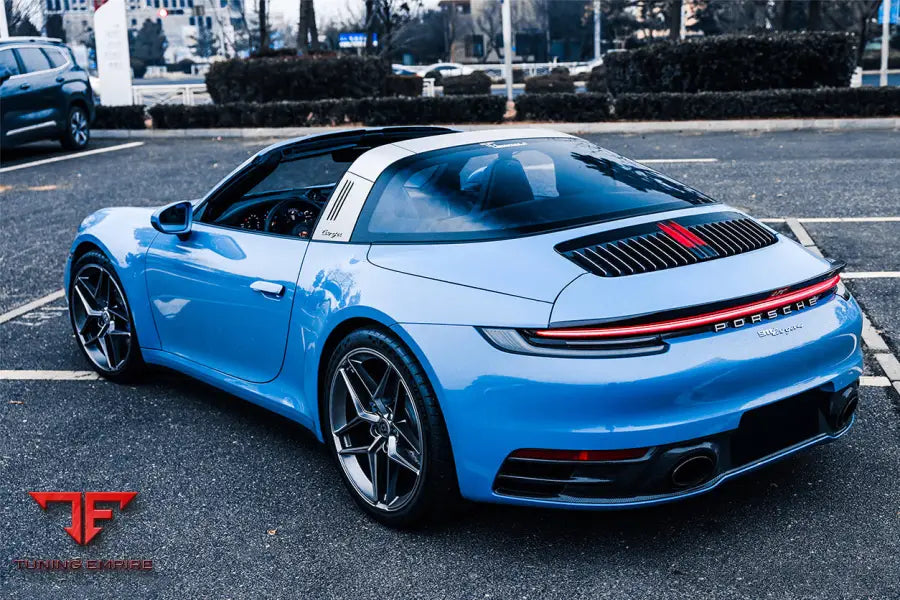 PORSCHE 911 / 992 CARRERA S & 4 & 4S & TARGA & CABRIOLET BKSS STYLE TRUNK WING BSD