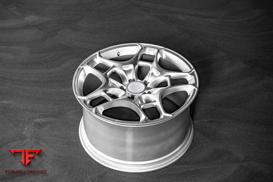 PORSCHE 911/992 KAHN FORGED ALLOY WHEELS