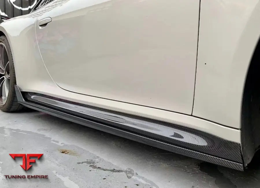 PORSCHE 911 CARBON BODY KITS