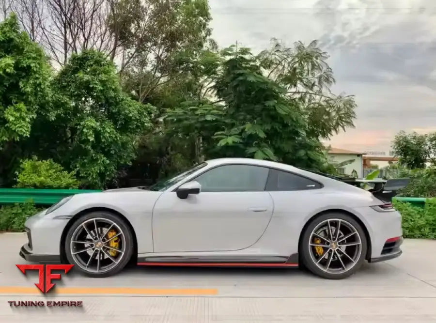 PORSCHE 911 CARBON BODY KIT PARTS