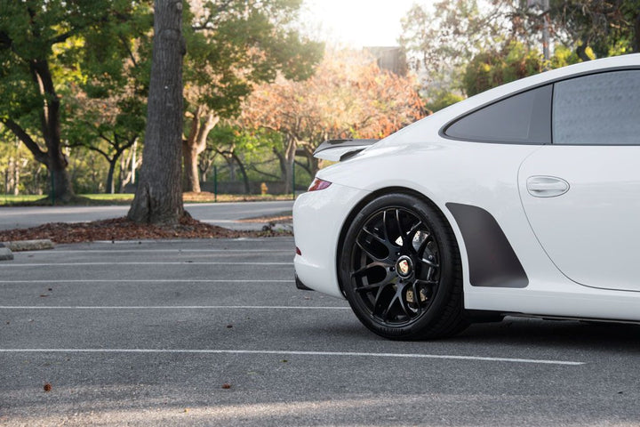 PORSCHE 911 CARRERA 991 on custom forged wheels