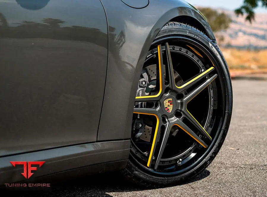 PORSCHE 911 CARRERA 992 AGL15 FORGED WHEELS