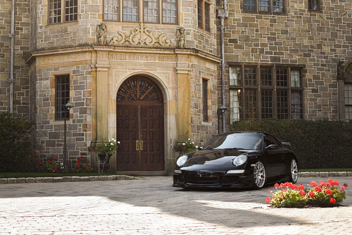 PORSCHE 911 CARRERA 997 on custom forged wheels