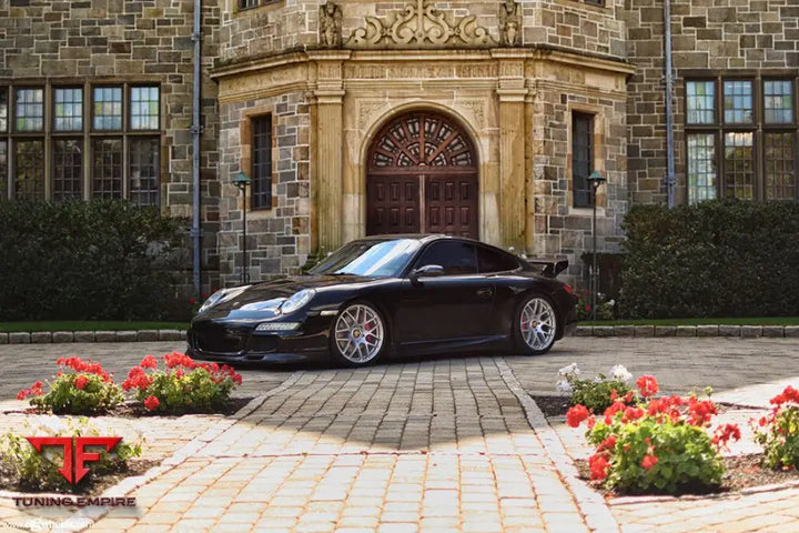 PORSCHE 911 CARRERA 997 on custom forged wheels