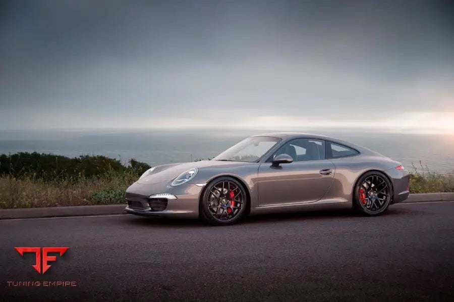 PORSCHE 911 CARRERA S 991 on custom forged wheels