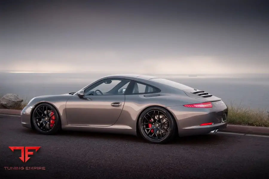 PORSCHE 911 CARRERA S 991 on custom forged wheels