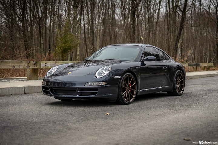 PORSCHE 911 CARRERA S 997 on custom forged wheels