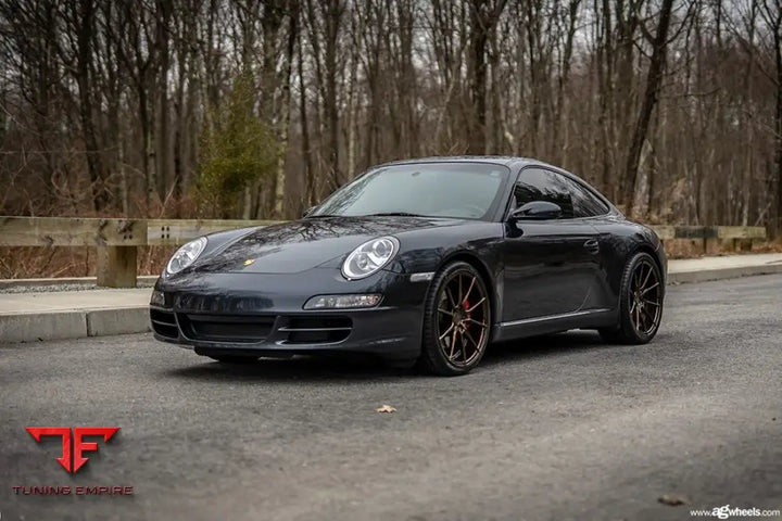PORSCHE 911 CARRERA S 997 on custom forged wheels