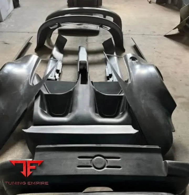 Porsche 911 full carbon flared fender body kit, view 3