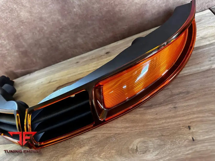 Porsche 911 long-hood DLS-style front indicators, view 4