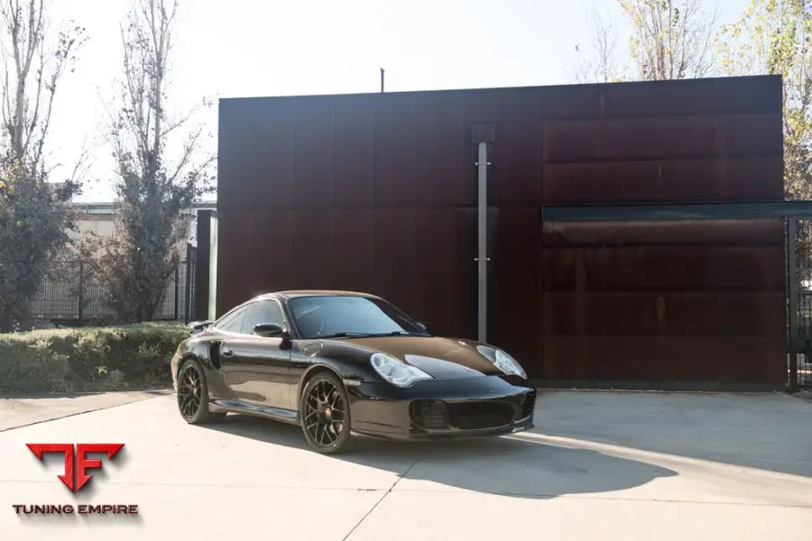 PORSCHE 911 TURBO 996 on custom forged wheels