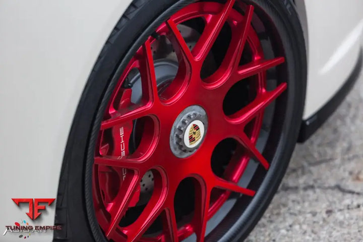 PORSCHE 911 TURBO 997 on custom forged wheels