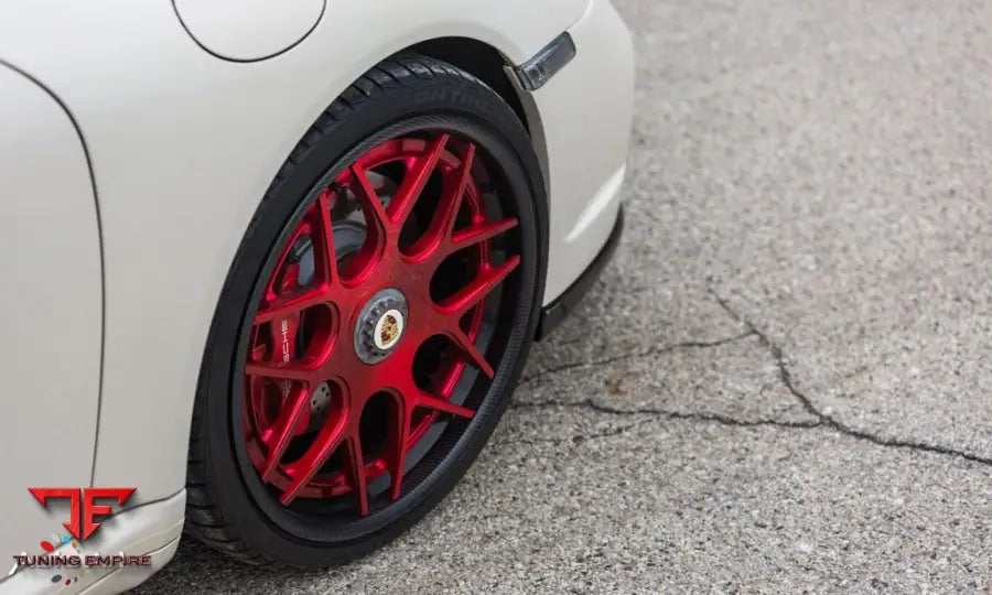 PORSCHE 911 TURBO 997 on custom forged wheels