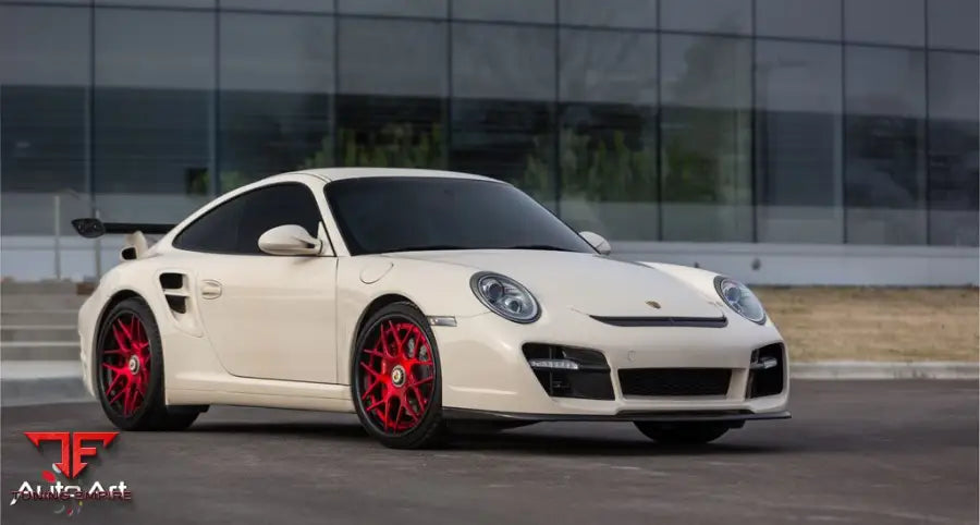 PORSCHE 911 TURBO 997 on custom forged wheels