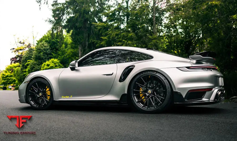 PORSCHE 911 TURBO S 992 AGL58 FORGED WHEELS