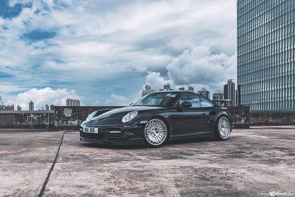 PORSCHE 911 TURBO S 997 on custom forged wheels