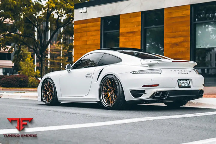 PORSCHE 911 TURBO S AGL43 FORGED WHEELS