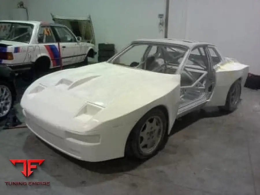 PORSCHE 924 944 LE MANS STYLE UPGRADE BODY