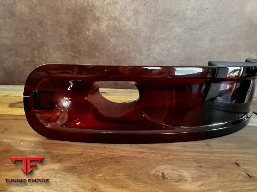 Porsche 964 front indicators with brake duct, view 4