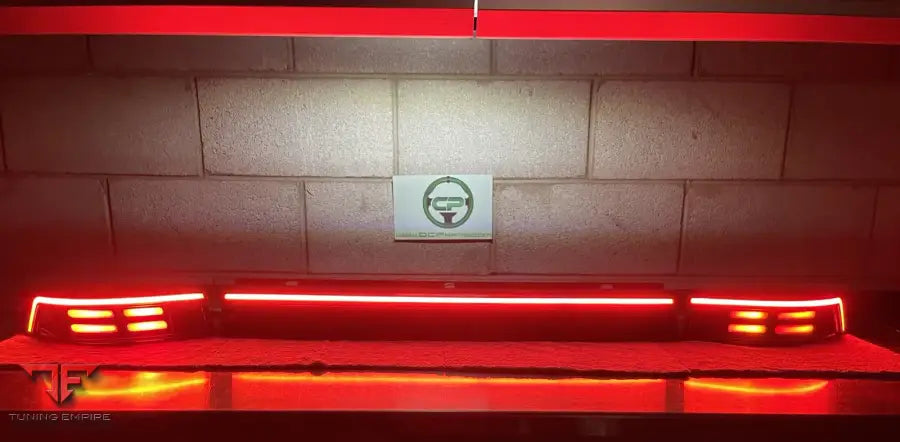 Porsche 964 LED tail light set, view 3