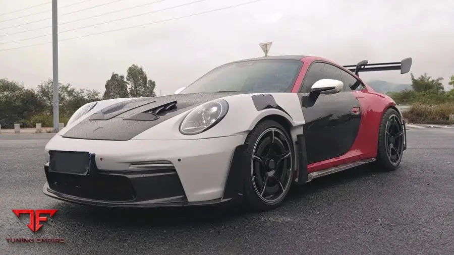 PORSCHE 992 DRY CARBON UPGRADE KIT TO GT3 RS