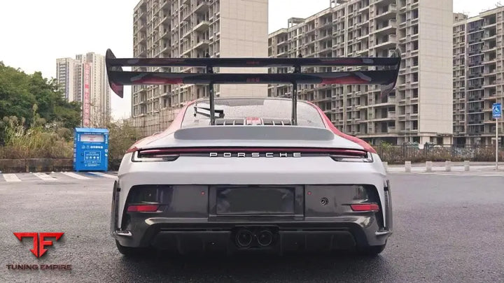 PORSCHE 992 DRY CARBON UPGRADE KIT TO GT3 RS