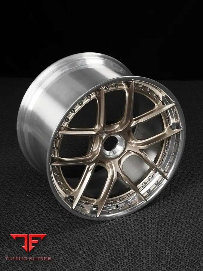 PORSCHE 992 TURBO S FORGED WHEELS - FROZEN POLISHED GOLD