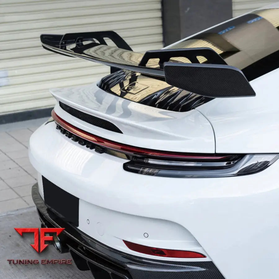 PORSCHE 992 UPGRADE GT3 STYLE DRY CARBON PERFORMANCE BODY KIT