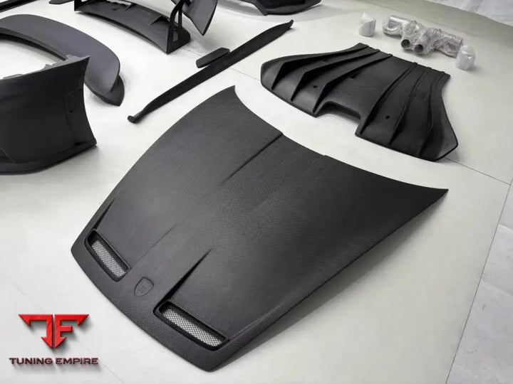PORSCHE 992 UPGRADE TO GT3 DRY CARBON BODY KIT