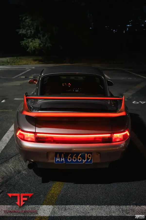Porsche 993 LED tail light set, view 2