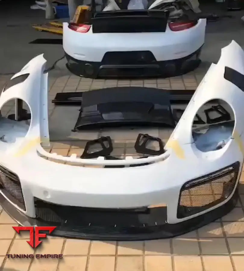 PORSCHE 997.2 TURBO GT2RS STYLE BODY KIT