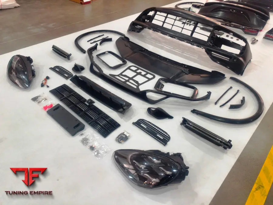PORSCHE CAYENNE 2011-2017Y TO 2018-2021 TURBO STYLE BODY KIT