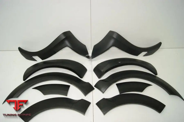 PORSCHE CAYENNE 955 - 957 MT5 BODY KIT