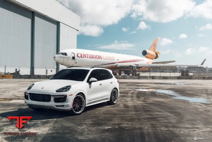 PORSCHE CAYENNE GTS on custom forged wheels