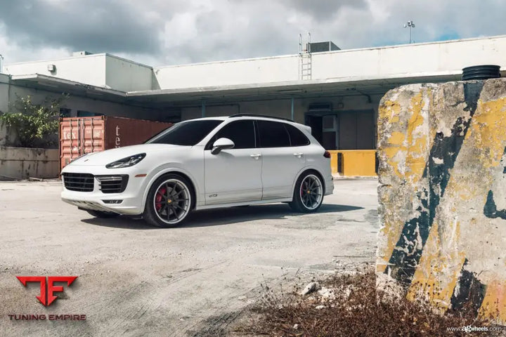 PORSCHE CAYENNE GTS on custom forged wheels