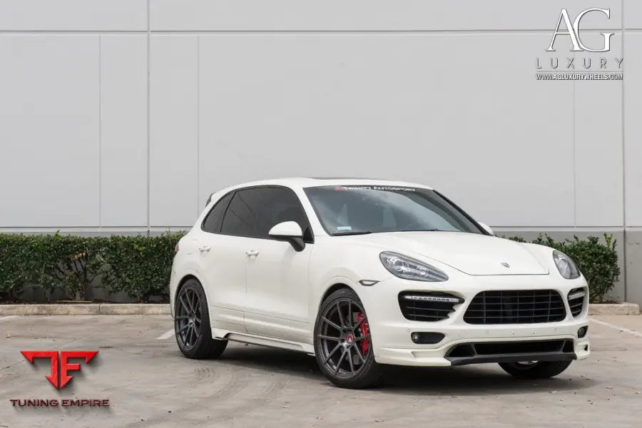 Porsche Cayenne Turbo on custom forged wheels