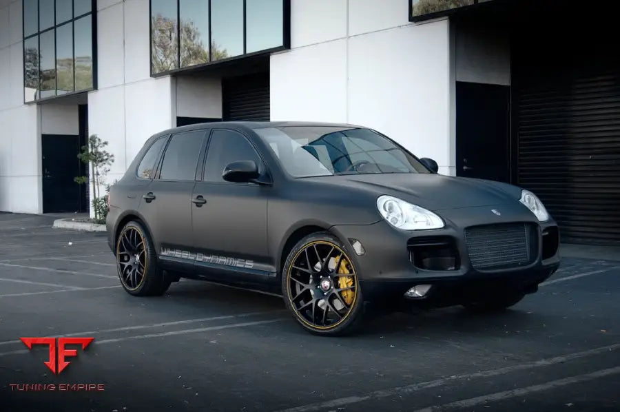 PORSCHE CAYENNE TURBO S on custom forged wheels