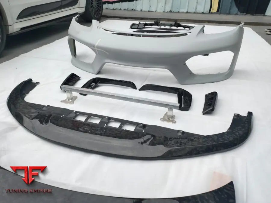 PORSCHE CAYMAN 718 982 TO GT4 CARBON CONVERSION BODY KIT