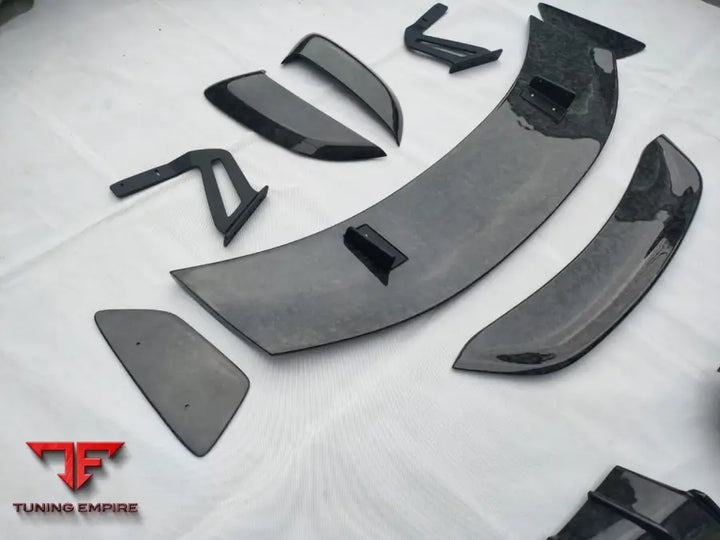 PORSCHE CAYMAN 718 982 TO GT4 CARBON CONVERSION BODY KIT