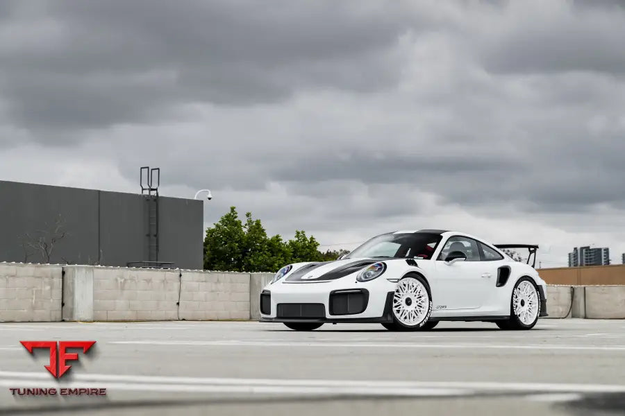 PORSCHE GT2RS FORGED WHEELS AND EXHAUST SYSTEM
