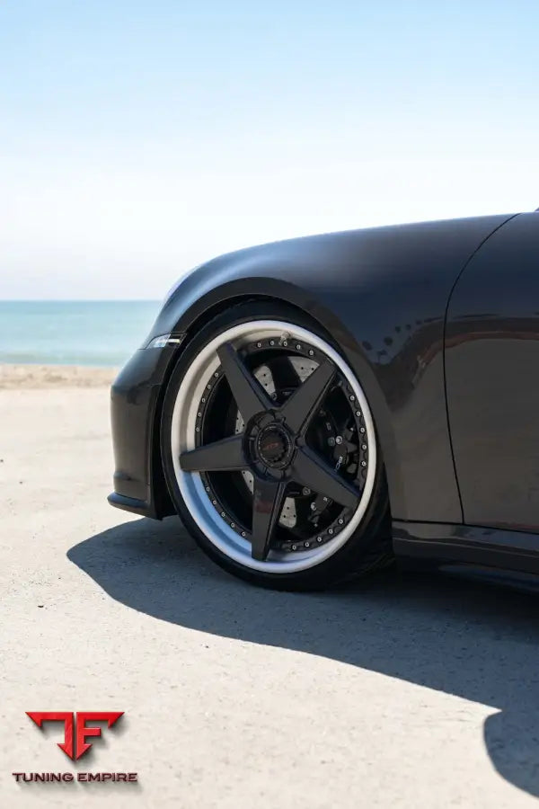 PORSCHE GT3 FORGED WHEELS AND EXHAUST SYSTEM