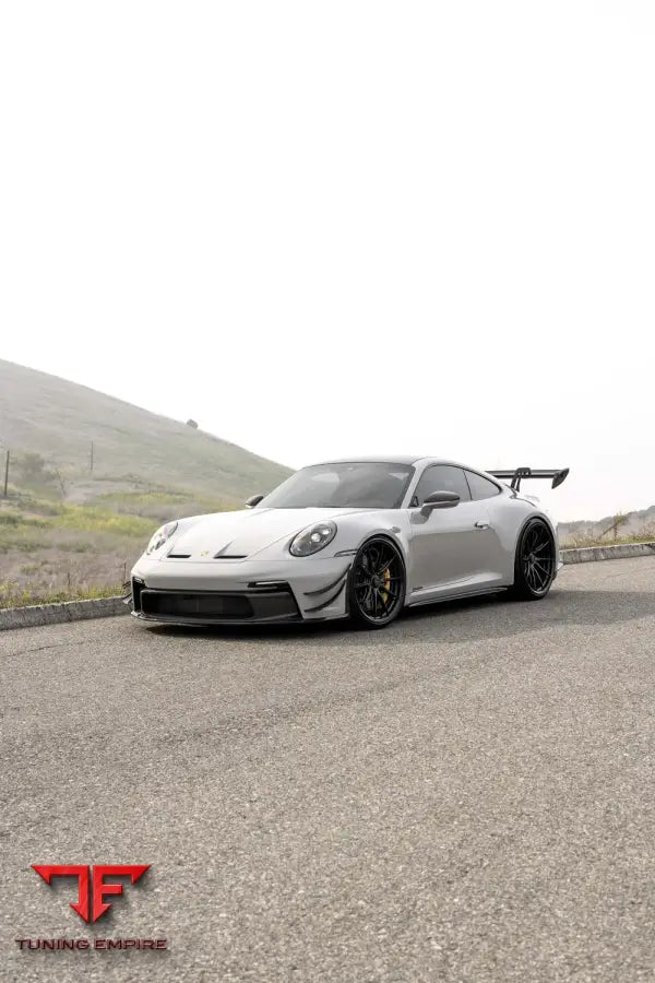 PORSCHE GT3 FORGED WHEELS AND EXHAUST SYSTEM