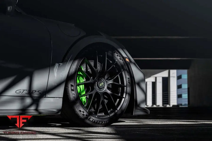 PORSCHE GT3RS FORGED WHEELS AND EXHAUST SYSTEM