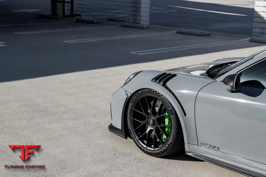 PORSCHE GT3RS FORGED WHEELS AND EXHAUST SYSTEM