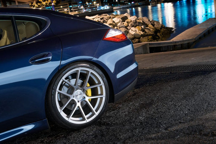 PORSCHE PANAMERA S on custom forged wheels
