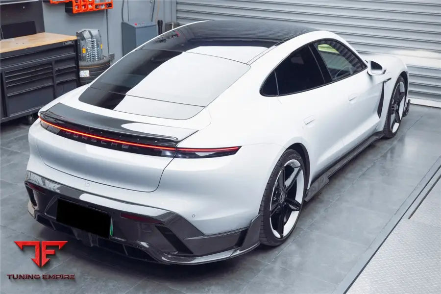 PORSCHE TAYCAN & 4 & 4S & GTS & TURBO CADO STYLE SIDE SKIRTS BSD