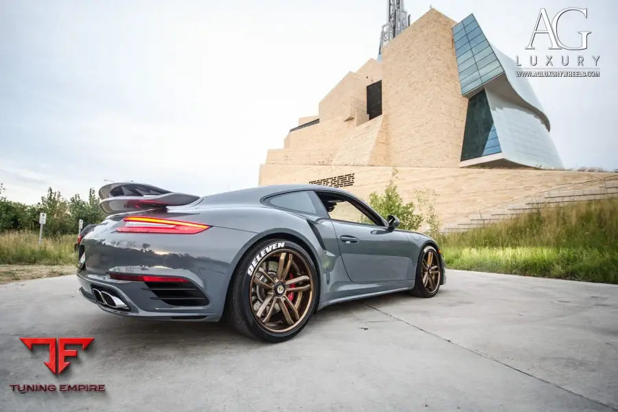 Porsche Turbo on custom forged wheels