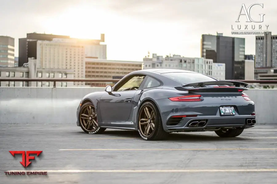 Porsche Turbo on custom forged wheels