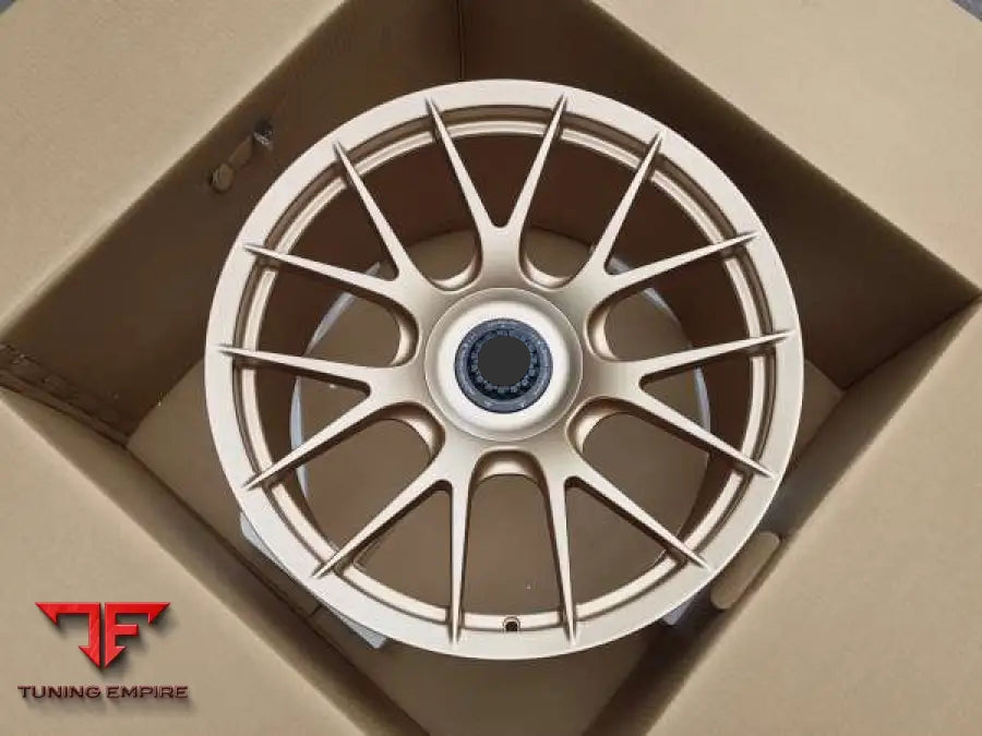 PORSCHE WHEEL GT-RS 52