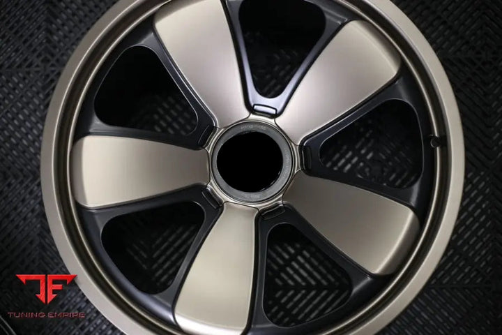 PORSCHE WHEEL GT-RS 54